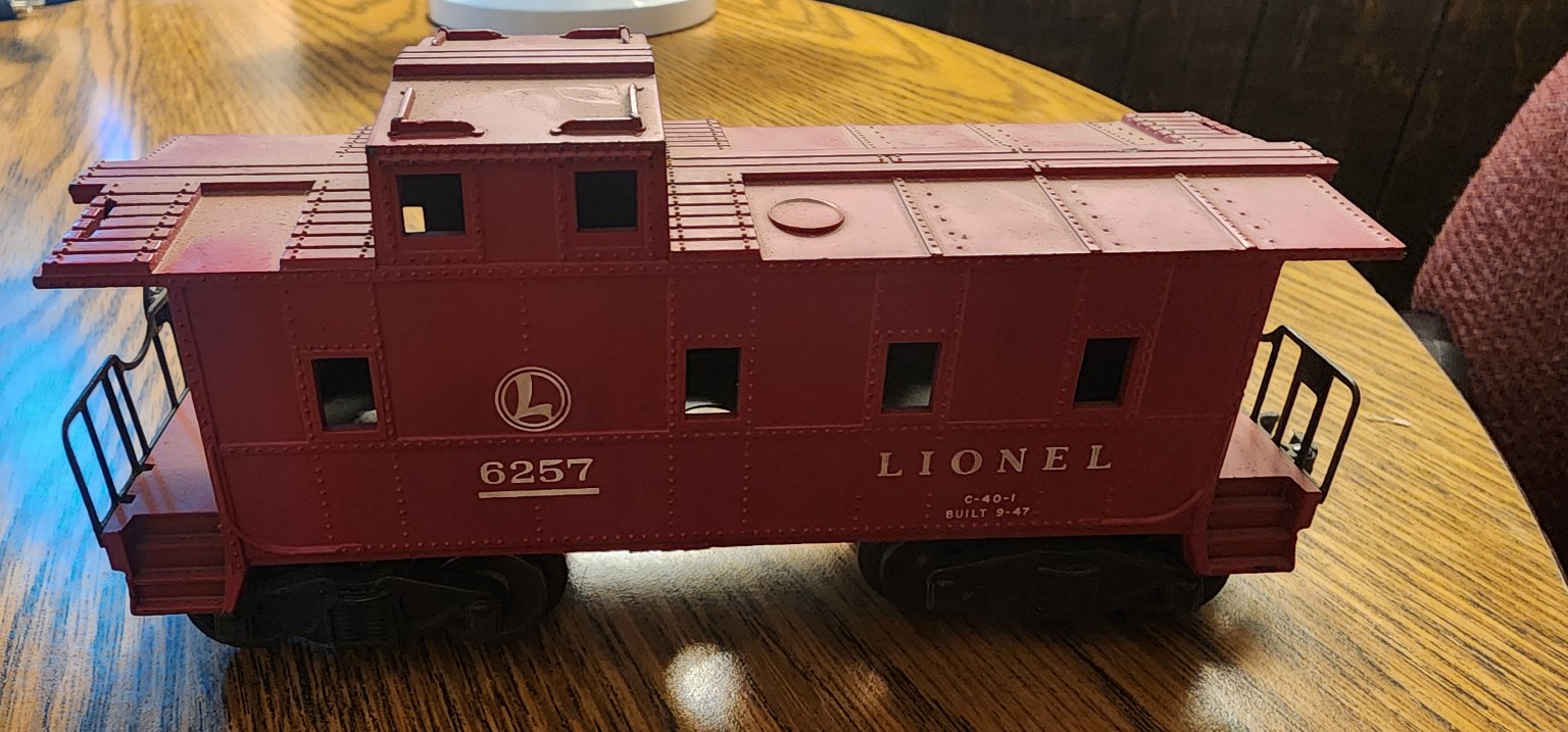 Lionel 6257 Red Caboose, C-40-1, Built 9-47